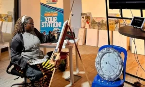 Paintathon: Nigerian lady completes 168 hours non-stop painting